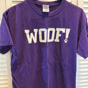 UW 'WOOF!' Purple t shirt women’s M